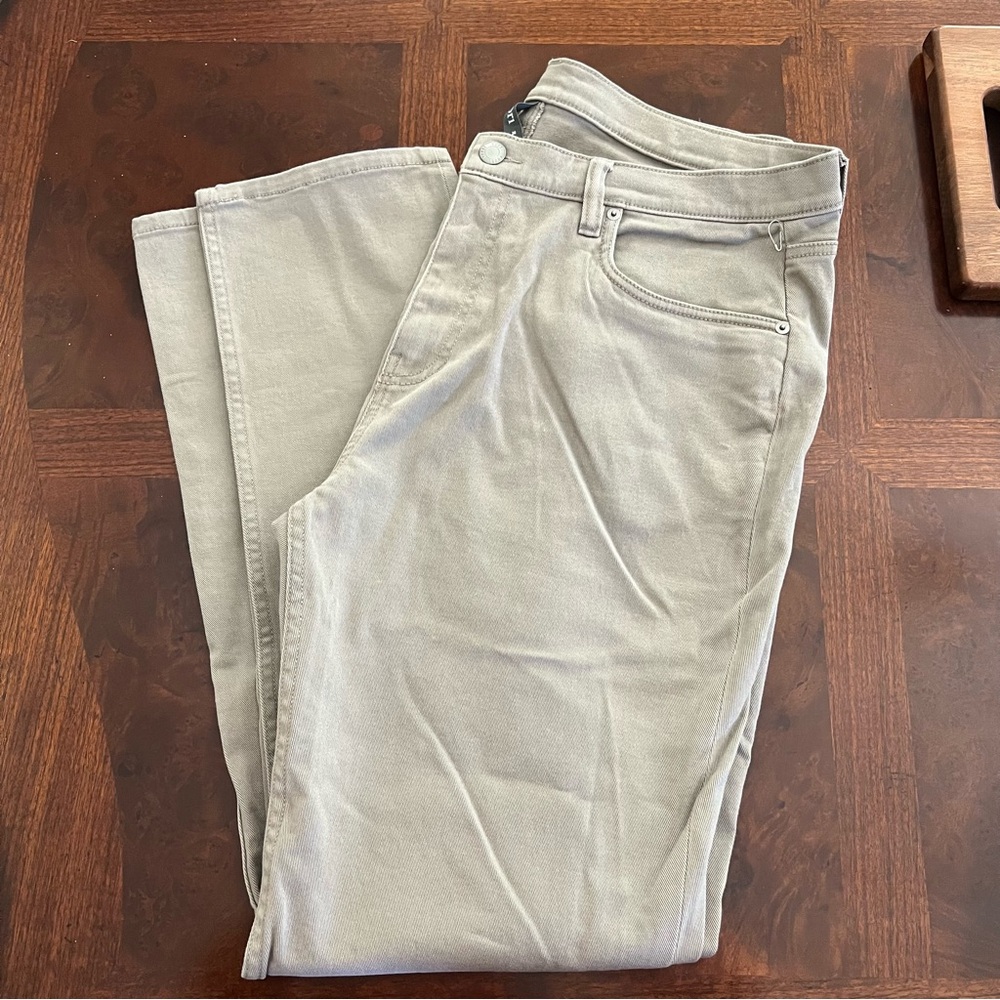 Vuori Men's Slim Straight Jeans - Mocha/Taupe